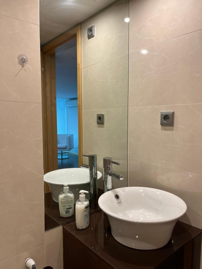 Oikos 59 Apartment Aveiro Bagian luar foto